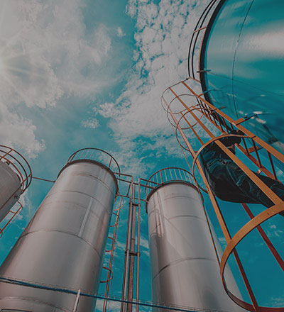 récipients métalliques de produits chimiques industriels